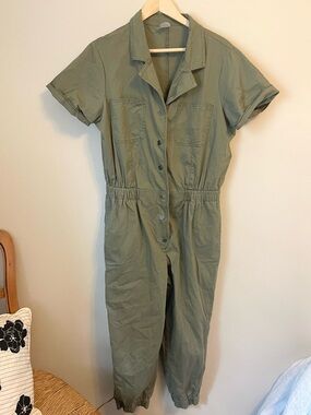 No Boundaries Olive Green Utility Jumpsuit – Size XL (15–17)